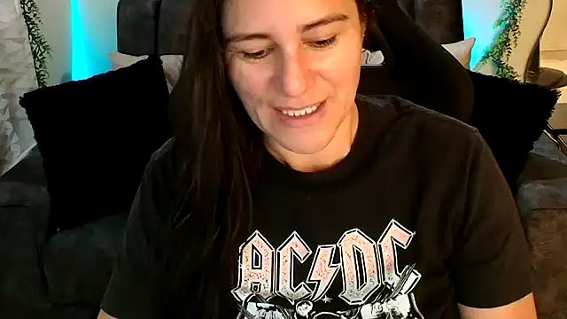 LUCYMILF SEXY online show from 05-30-26, 02:47