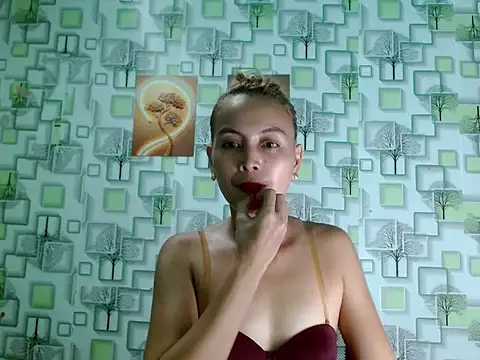 Sweet Crystal69 online show from 06-07-26, 12:42