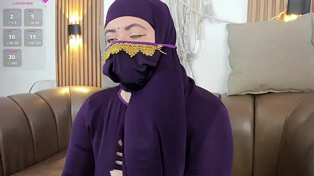 yasmin dina online show from 05-26-26, 03:08