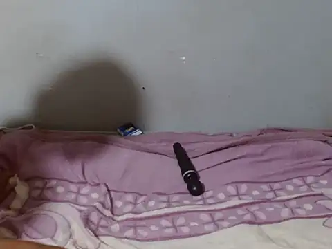 petitekaylaXxx online show from 05-14-26, 12:39