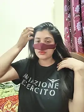 Snapshot of Joya-02 chatting on 05-18-26, 06:36 Joya-02 online show from 05-18-26, 06:36