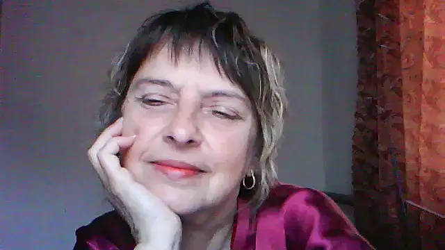 ElizabethGorden online show from 05-05-26, 03:03