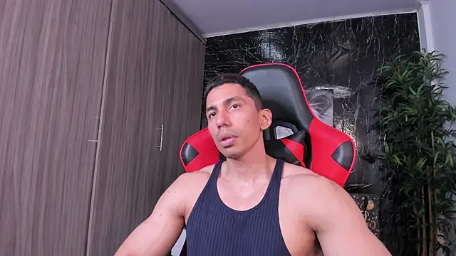 Erik castle online show from 05-19-26, 04:02