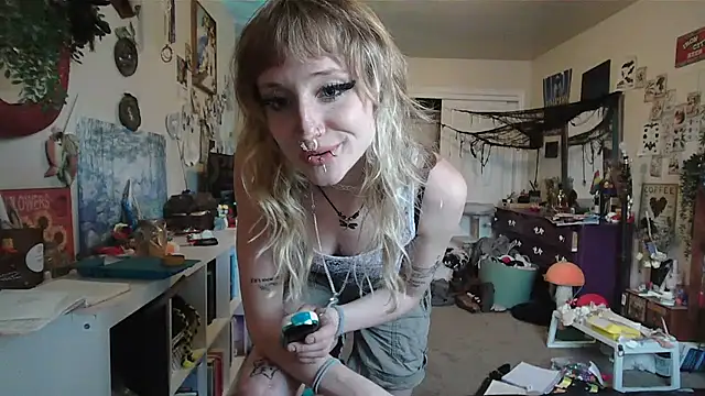 PixieLovely online show from 07-03-26, 02:07