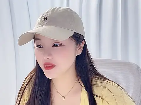 Qingqing19 online show from 05-16-26, 02:27