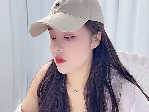 Qingqing19 online show from 05-26-26, 02:29