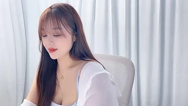 Qingqing19 online show from 06-05-26, 06:52