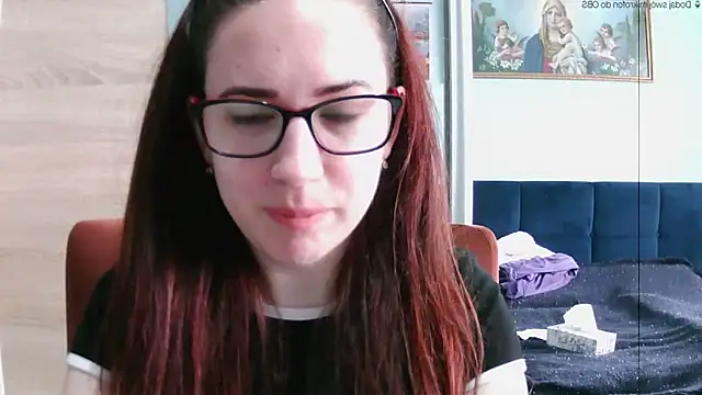 EmilyHotAngel online show from 05-11-26, 09:04