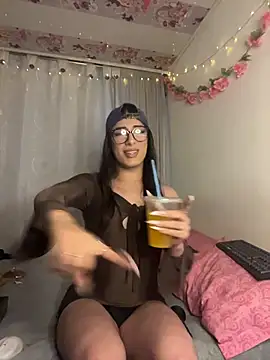 Sweett maddy online show from 06-28-26, 11:33