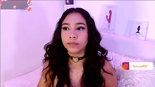  Sofi Rios  online show from 05-07-26, 09:58