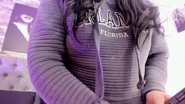 CloeMature online show from 06-06-26, 03:22