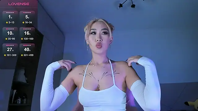 Jungso ming  online show from 06-15-26, 01:24