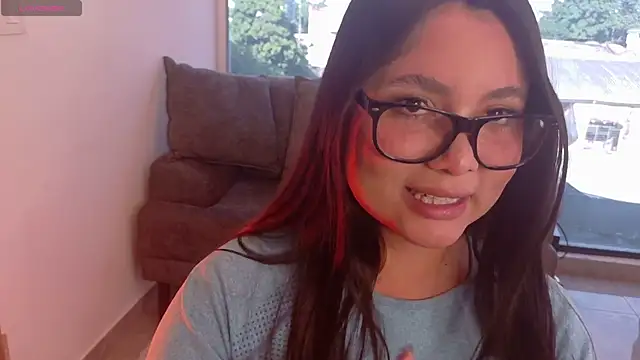 Eva-Apple online show from 06-19-26, 08:56
