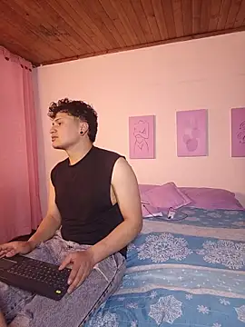 Wildseductor1 online show from 06-19-26, 10:13