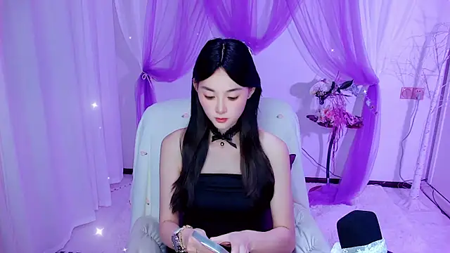 Tili Lucky online show from 06-25-26, 11:15