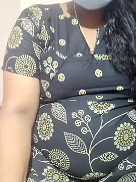 tamilkavitha123 online show from 06-21-26, 03:25