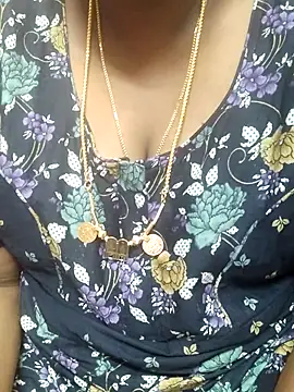 tamilkavitha123 online show from 07-26-26, 05:59