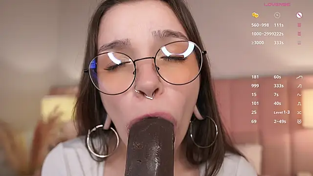 oopsie boobsie online show from 05-16-26, 07:05