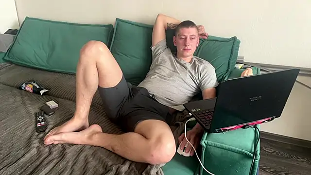 Keksik  online show from 06-03-26, 05:21