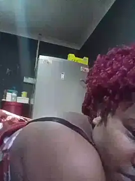 ChubbyMidgetxxx19 online show from 05-09-26, 10:53