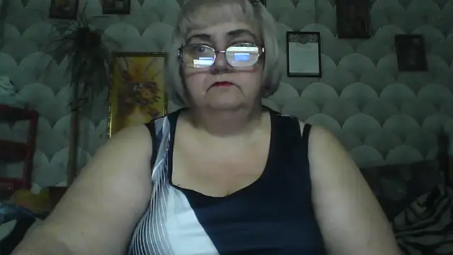 MarinaFarina53 online show from 05-31-26, 06:42