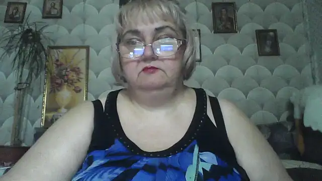 MarinaFarina53 online show from 06-06-26, 07:02
