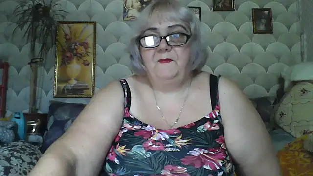 MarinaFarina53 online show from 06-30-26, 06:03