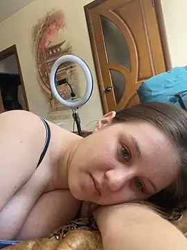 viksiss online show from 06-18-26, 09:47