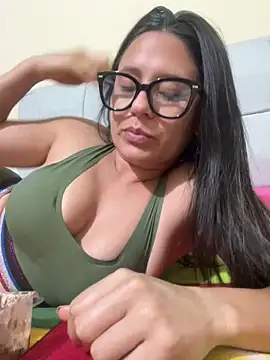 Afroditaxxx1 online show from 05-18-26, 03:57