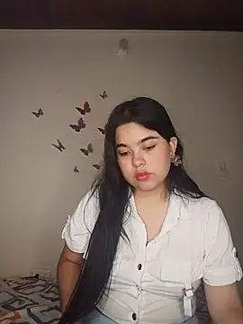 MiiaHott W online show from 05-26-26, 02:57