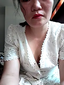 -Trici- online show from 07-18-26, 09:13