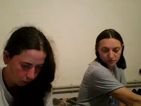 Snapshot of DanicaFey chatting on 05-19-26, 06:47 DanicaFey online show from 05-19-26, 06:47