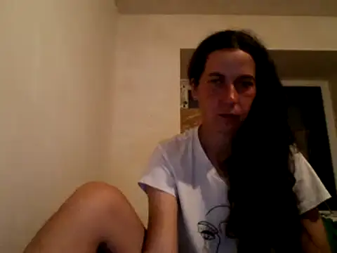 Snapshot of DanicaFey chatting on 05-23-26, 06:12 DanicaFey online show from 05-23-26, 06:12