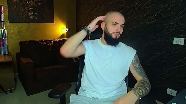 OscarWillss online show from 06-10-26, 06:56