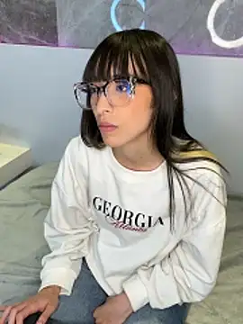 EmiliaBell  online show from 05-29-26, 03:59