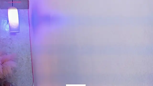Snapshot of Littlee_Mia chatting on 06-10-26, 03:44 Littlee Mia online show from 06-10-26, 03:44