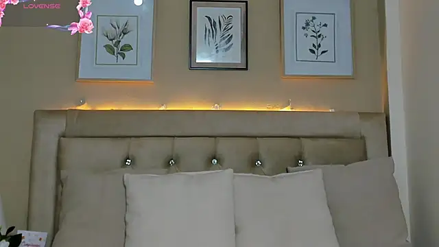 EmilyWinter  online show from 06-11-26, 12:14