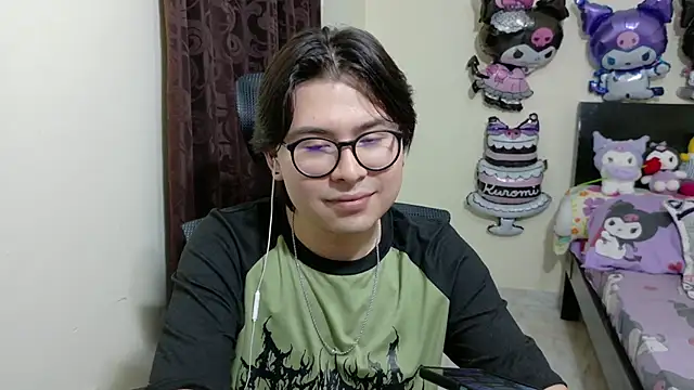 kuromi boy online show from 06-10-26, 01:17