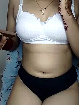 Snapshot of kannadagirll369 chatting on 06-20-26, 05:16 kannadagirll369 online show from 06-20-26, 05:16