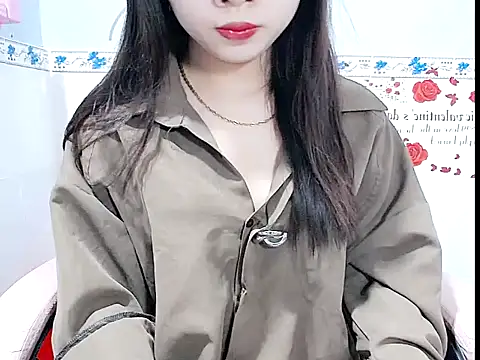 Snapshot of Emilysexy_cut chatting on 06-14-26, 04:58 Emilysexy cut online show from 06-14-26, 04:58