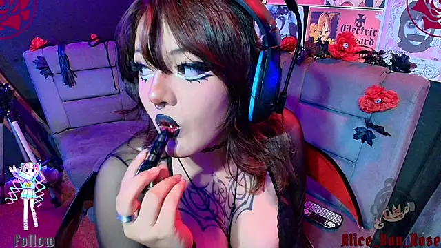 Alice von rose online show from 06-27-26, 05:23