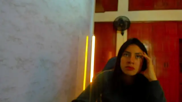 Soffy and Emily online show from 06-10-26, 12:37