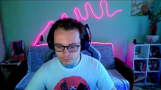 MeLanXolik online show from 05-12-26, 02:36