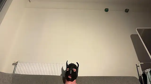 maskedstud2026 online show from 05-09-26, 08:25