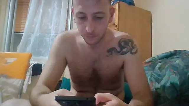 VincentZe99 online show from 07-11-26, 02:03