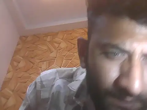 yoursunny001 online show from 05-14-26, 08:32