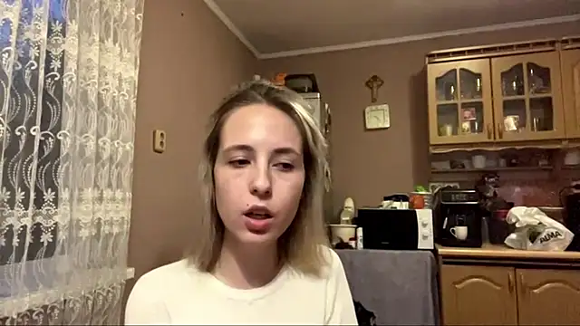 DaphneAmor online show from 05-14-26, 06:26