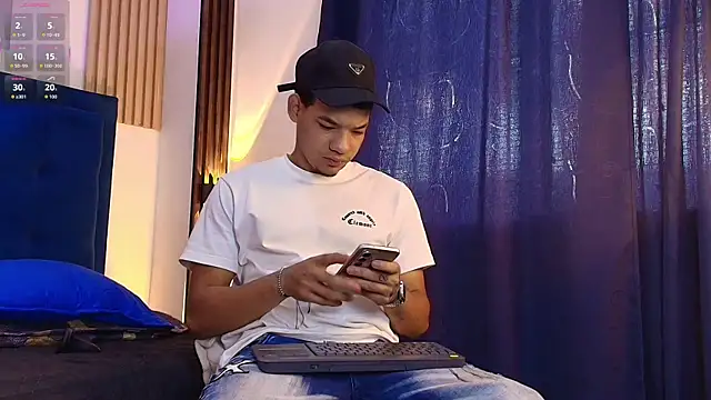 Snapshot of bick_jhonn chatting on 06-08-26, 07:36 bick jhonn online show from 06-08-26, 07:36
