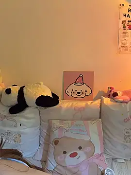 ZhiNan-05 online show from 06-14-26, 03:25