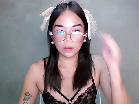 Snapshot of Urbabydollxxx chatting on 06-09-26, 05:46 Urbabydollxxx online show from 06-09-26, 05:46